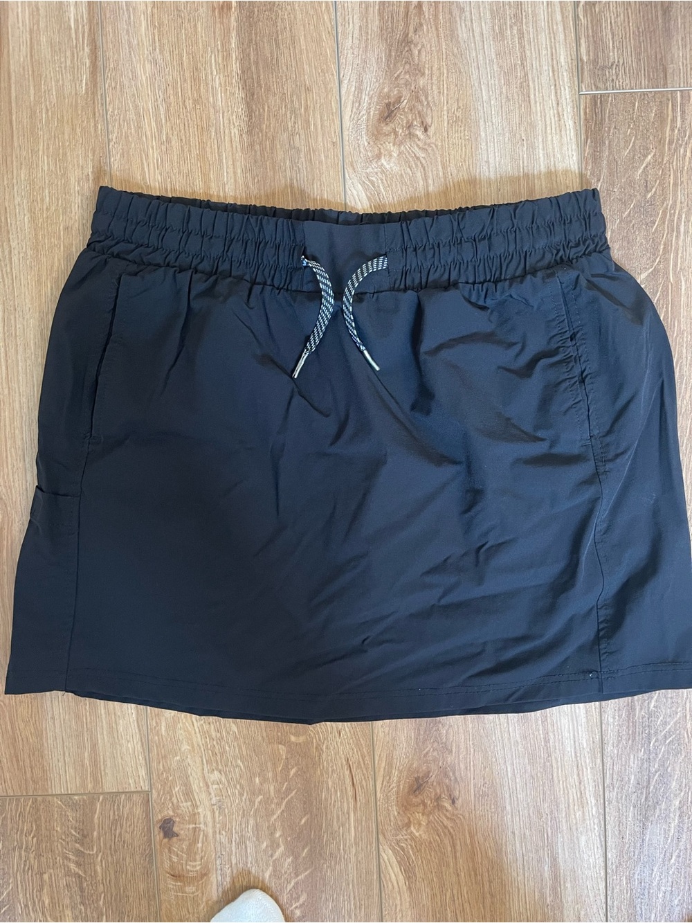 Avalanche Black Active Drawstring Skort - Women